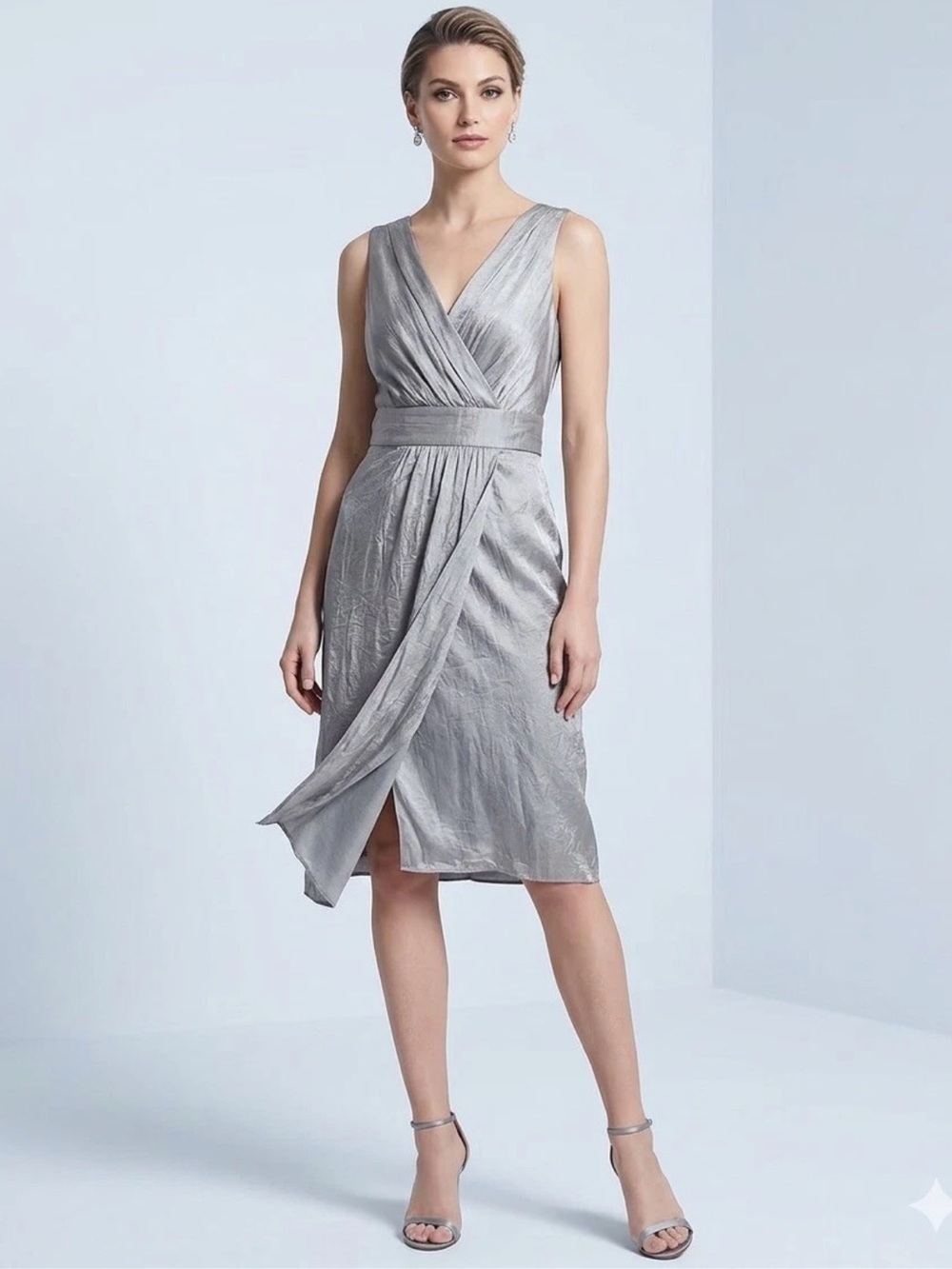 Suzi Chin for Maggy Boutique Taupe Crinkle Metallic V-Neck Cocktail Dress